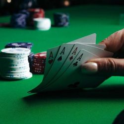 Keuntungan dan Kerugian dari Poker Online